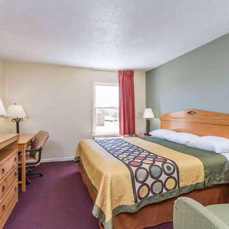 Super 8 By Wyndham Manning Exterior foto